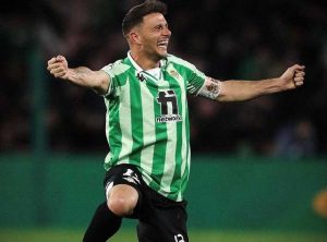 Joaquín Sánchez con la equipación del Betis