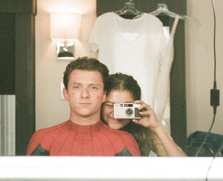 Zendaya y Tom Holland en el rodaje de Spiderman